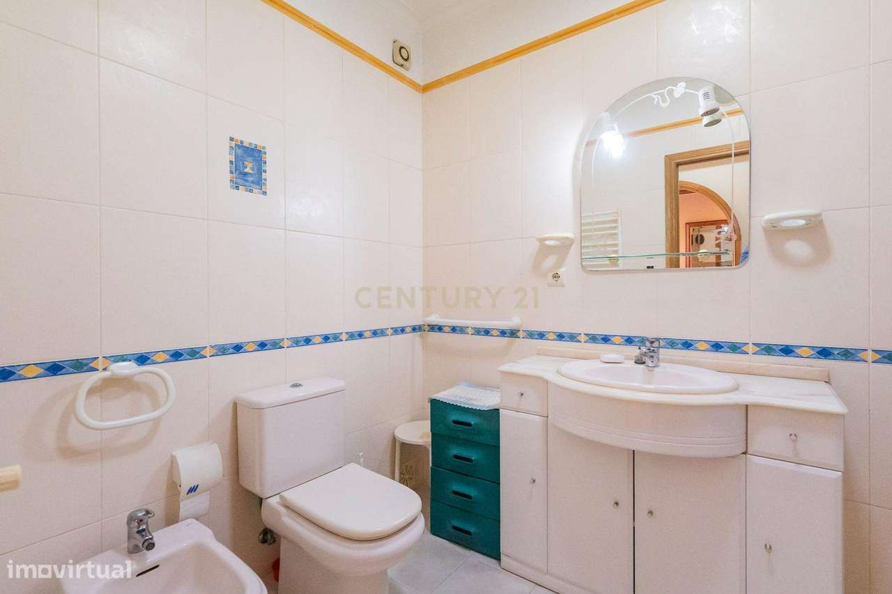 Apartamento T3 c/Box | Matarraque-26