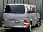 Volkswagen Multivan - 8