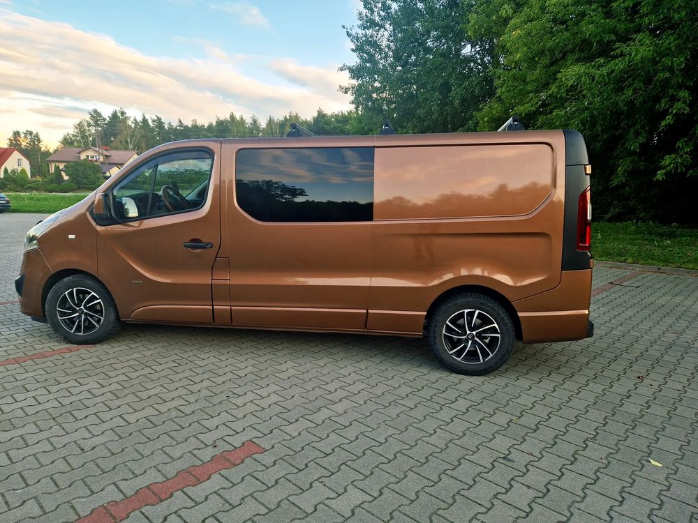 Opel Vivaro 2015