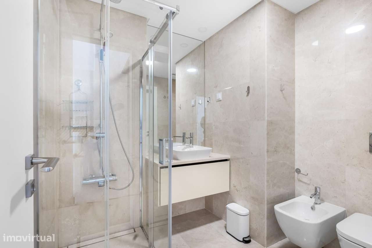 Apartamento T5 + 1 com piscina, Bairro da Martinha, Cascais-18