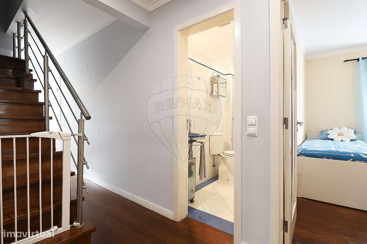 Moradia T6 para venda-16