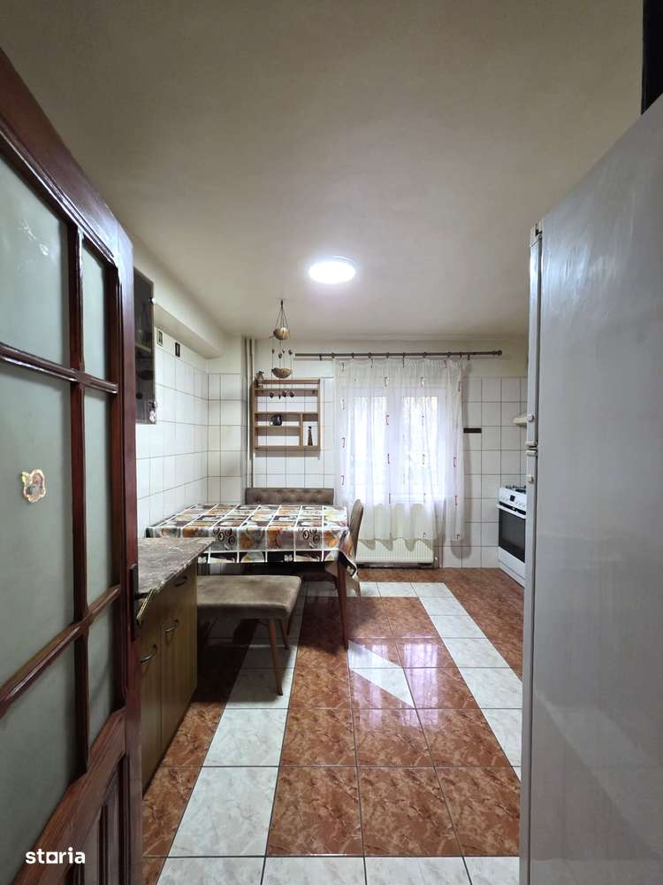 4 camere – Decebal / Mesterul Manole • Parter • Bloc 1990 COMISION 0%-10