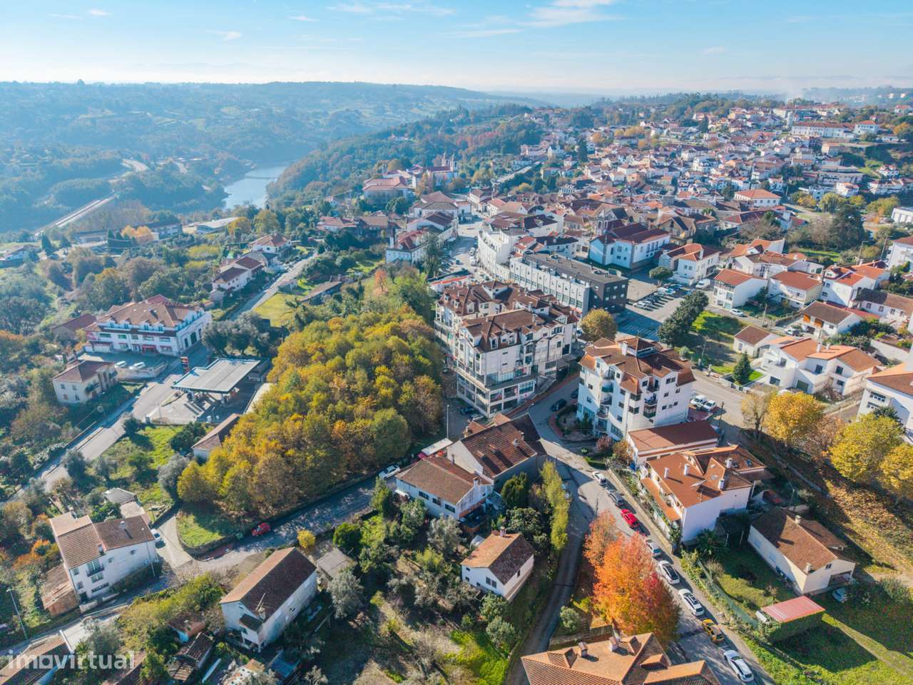 Prédio com Espaço de Restauração e 5 Apartamentos – Santa Comba Dão-6