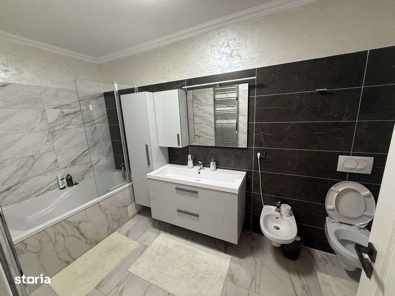 Casa de vanzare,2dormitoare,living,bucatarie,2bai,400mp teren - Imagine principală: 4/8