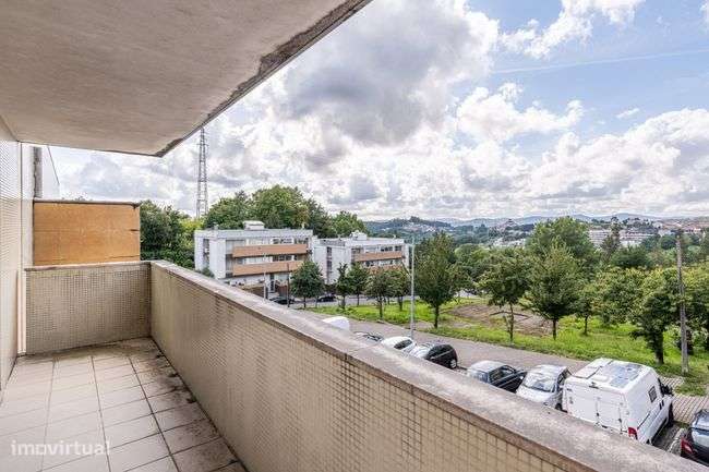Excelente Moradia T3 em Azurém- Guimarães-14
