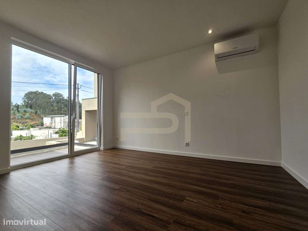 Moradia T2 em Mouquim, Vila Nova de Famalicão-14