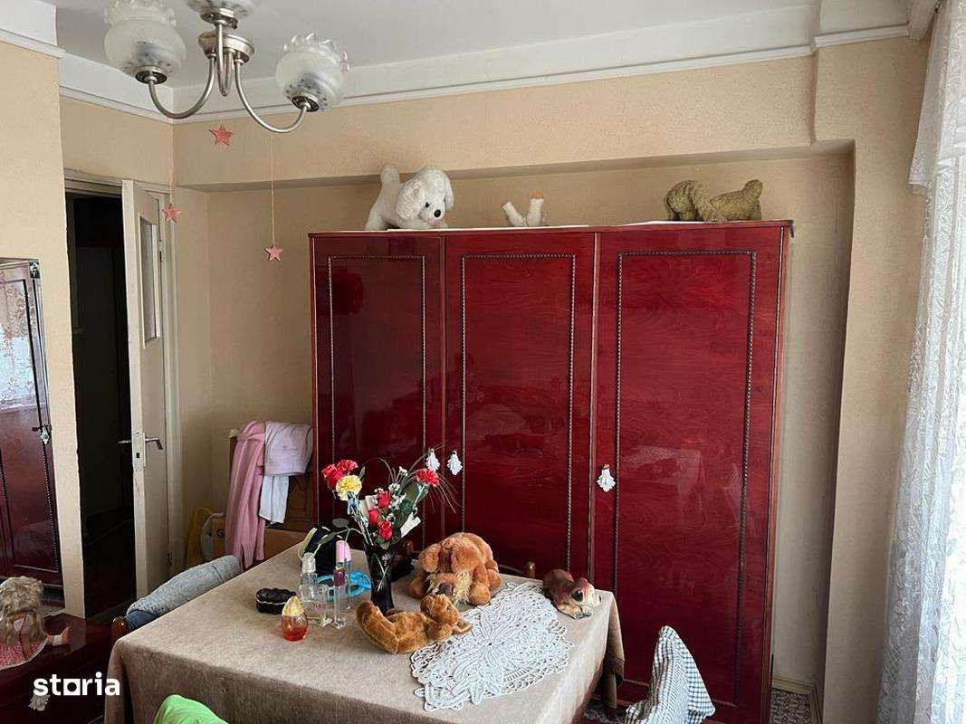 Radu Negru etaj 3 Balcon 7m-4