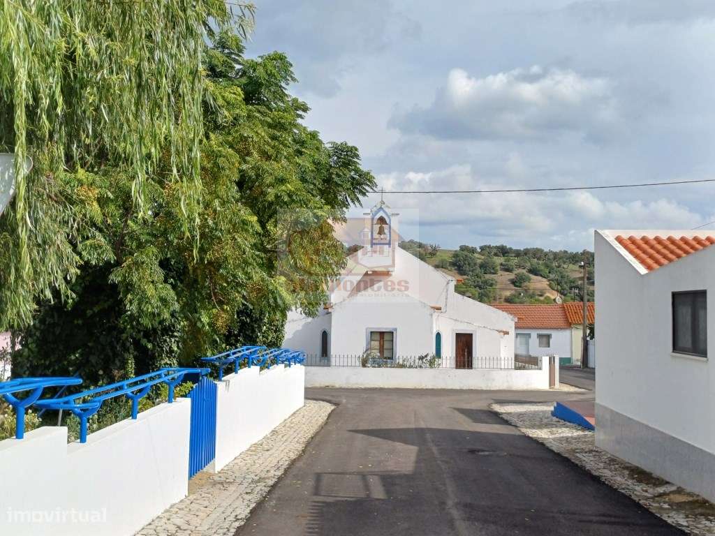 Lote para construção de moradia e piscina - 300 m2 - Grande imagem: 4/7