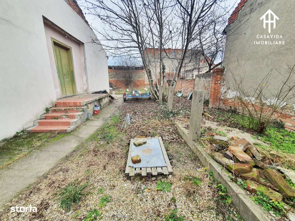 Casa de vanzare in Lugoj, Strada Dorobantilor - Imagine principală: 2/10