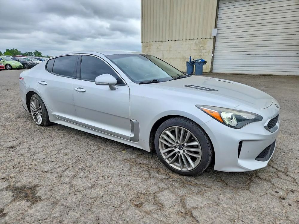 Kia Stinger 2.0 T-GDI L 2018