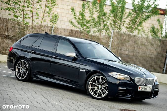 BMW Seria 5 M550d xDrive - 4