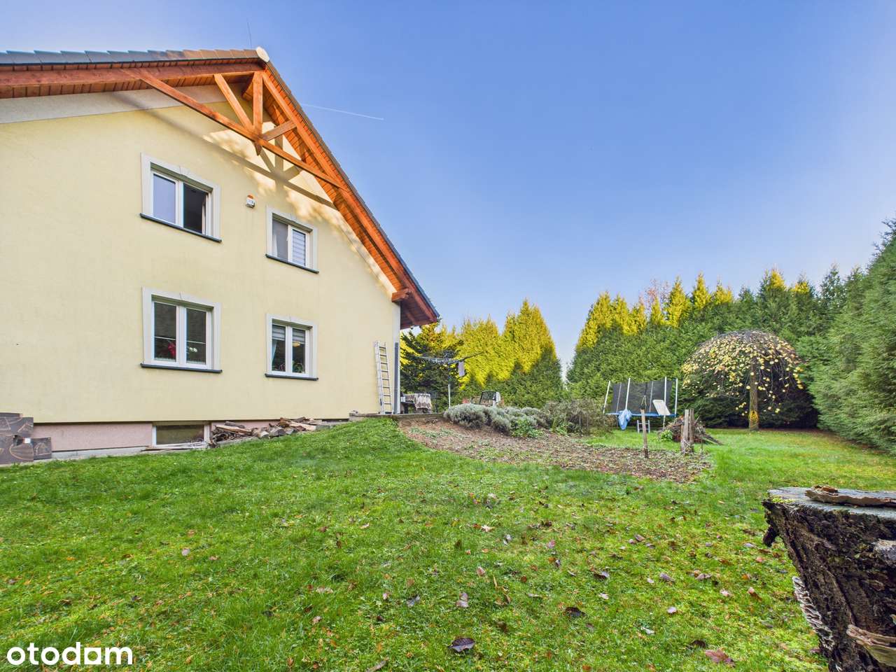 Przestronny dom z kominkiem i dużym ogrodem - Kiczyce-12