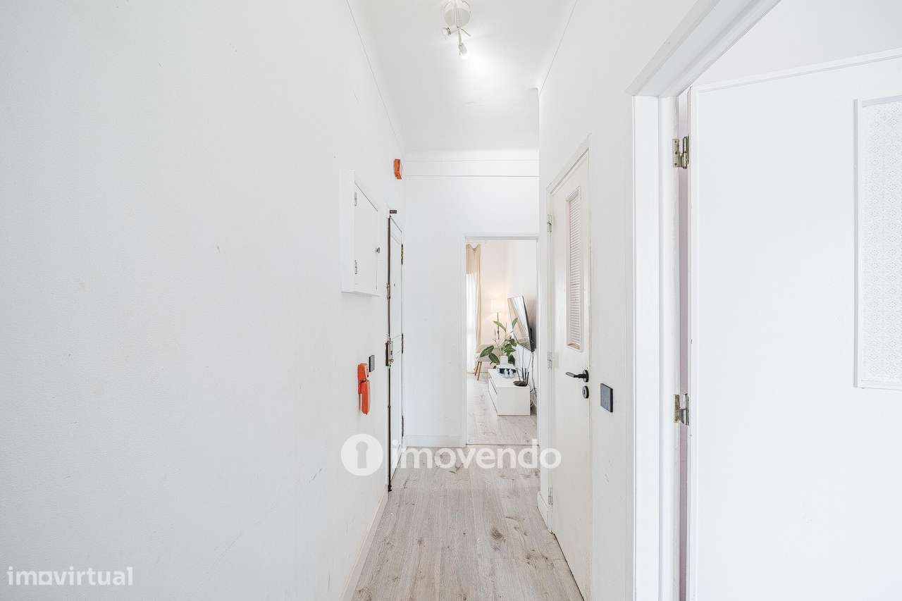 Apartamento T2 no centro do Lavradio-17