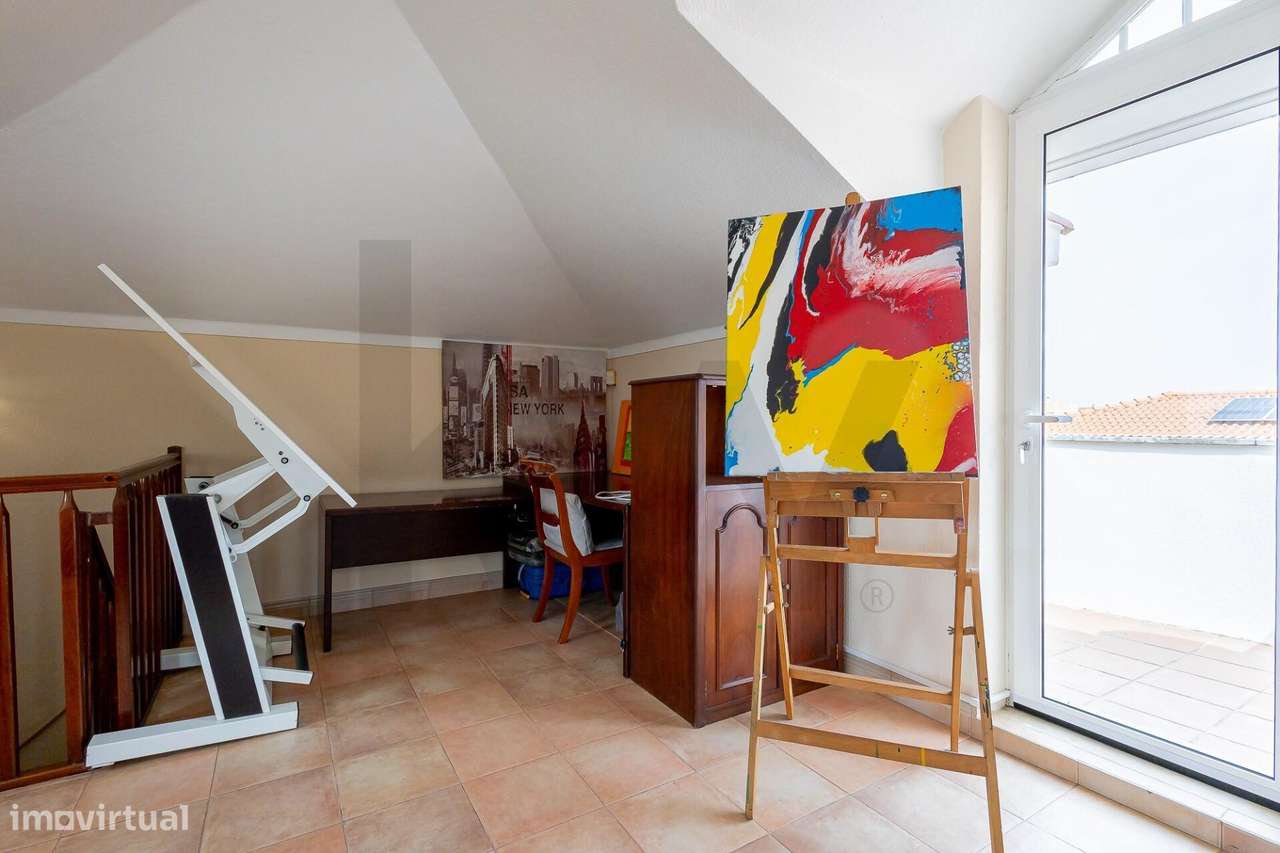 Moradia T5 com piscina junto à Quinta da Trindade / Quinta Dona Maria,-54