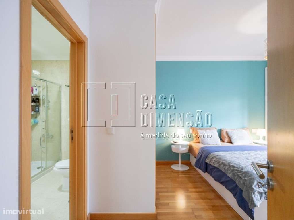 Apartamento de tipologia T2 na Serra de Carnaxide, como NOVO!!-29