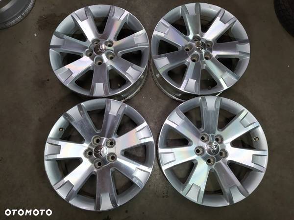 Mitsubishi 18cali  5x114,3  ET38  Super WZÓR i Stan - 3