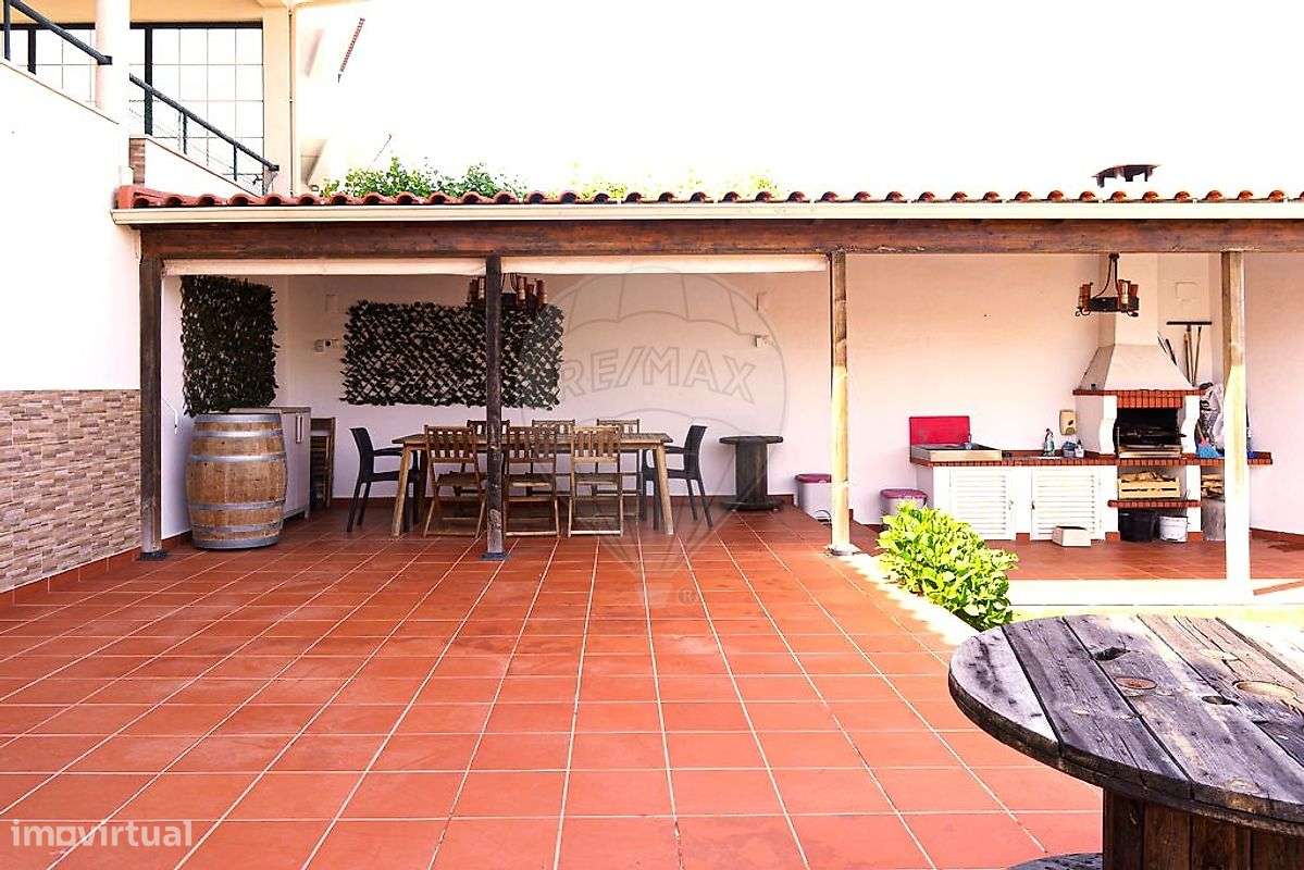 Moradia T4 para venda-33