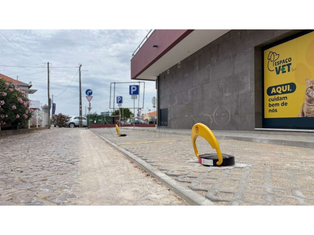 Excelente Apartamento T2 localizado na Zona Central de Azeitão-42