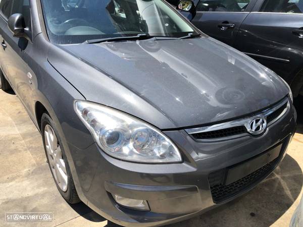 HYUNDAI I 30 1.6 CRDI DE 2008 PARA PEÇAS - 1