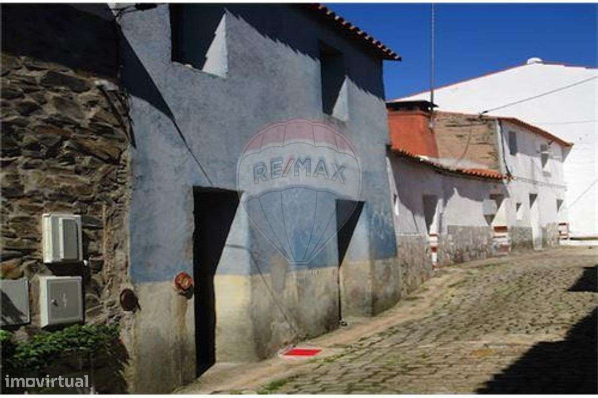 Moradia T2 para venda - Grande imagem: 3/13