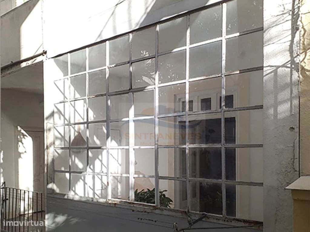 Apartamento T3 com Quintal no Coração do Bairro das Colónias - Lisboa - Grande imagem: 4/29