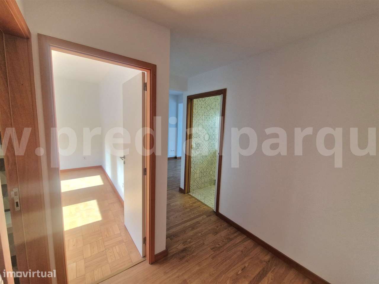 Moradia T3+1 para venda no Bairro António Aroso-8
