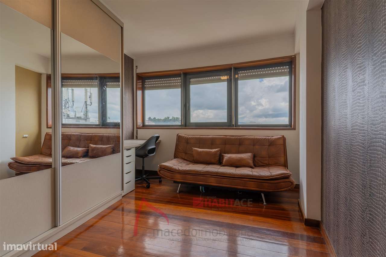 Apartamento T4 Mobilado à Venda em São Vicente, Braga-19