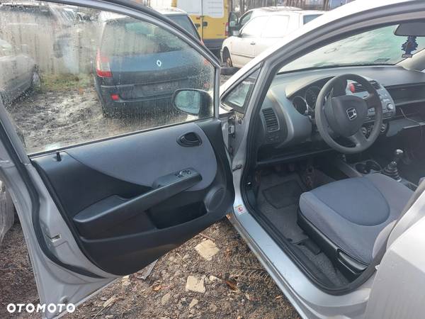 Zderzak HONDA JAZZ 1,3B 03R. maska,drzwi,klapa,lampy.... - 4