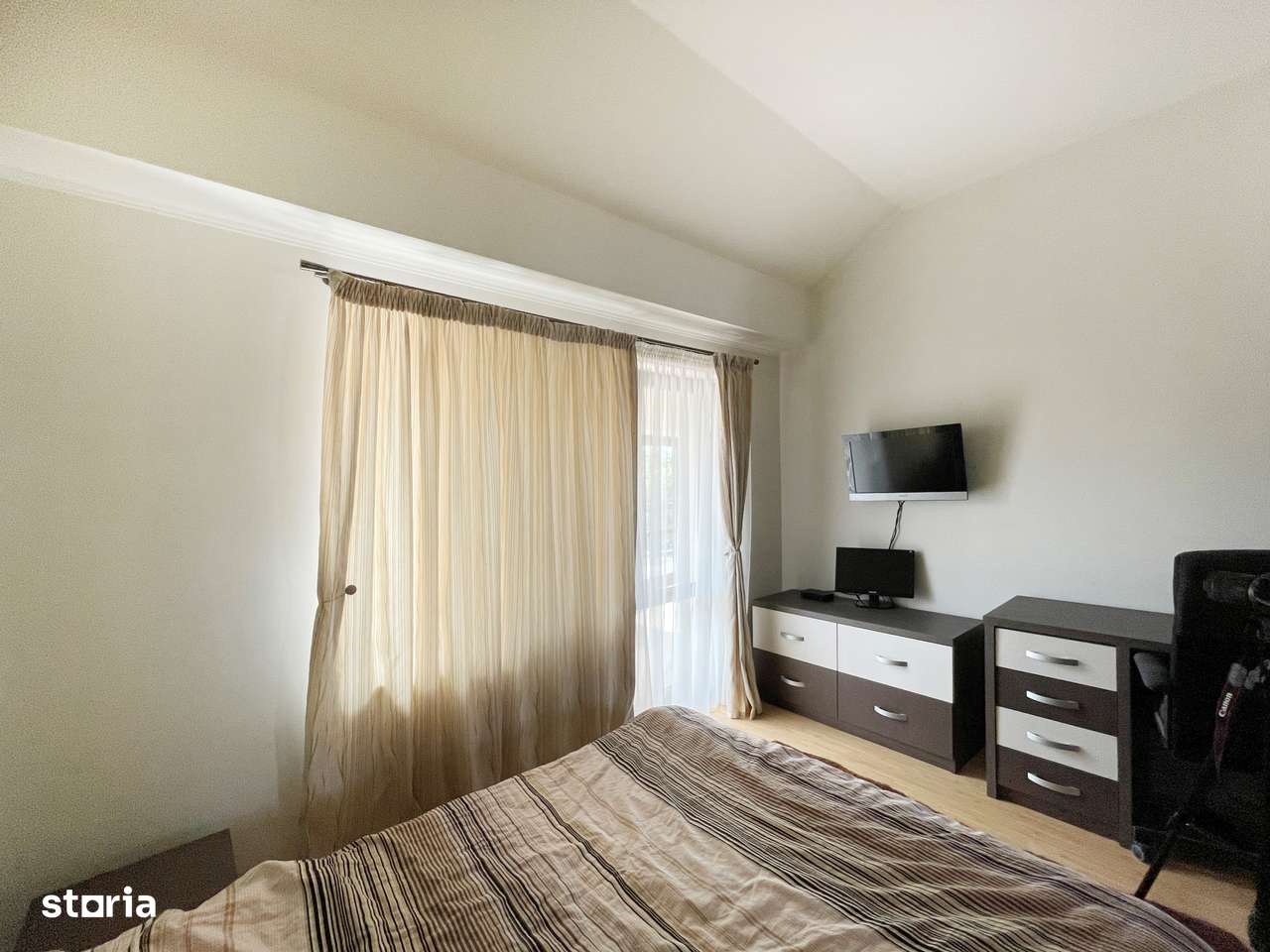 Vila in Corbeanca (Petresti) | mobilata |160 mp util | garaj | curte-12