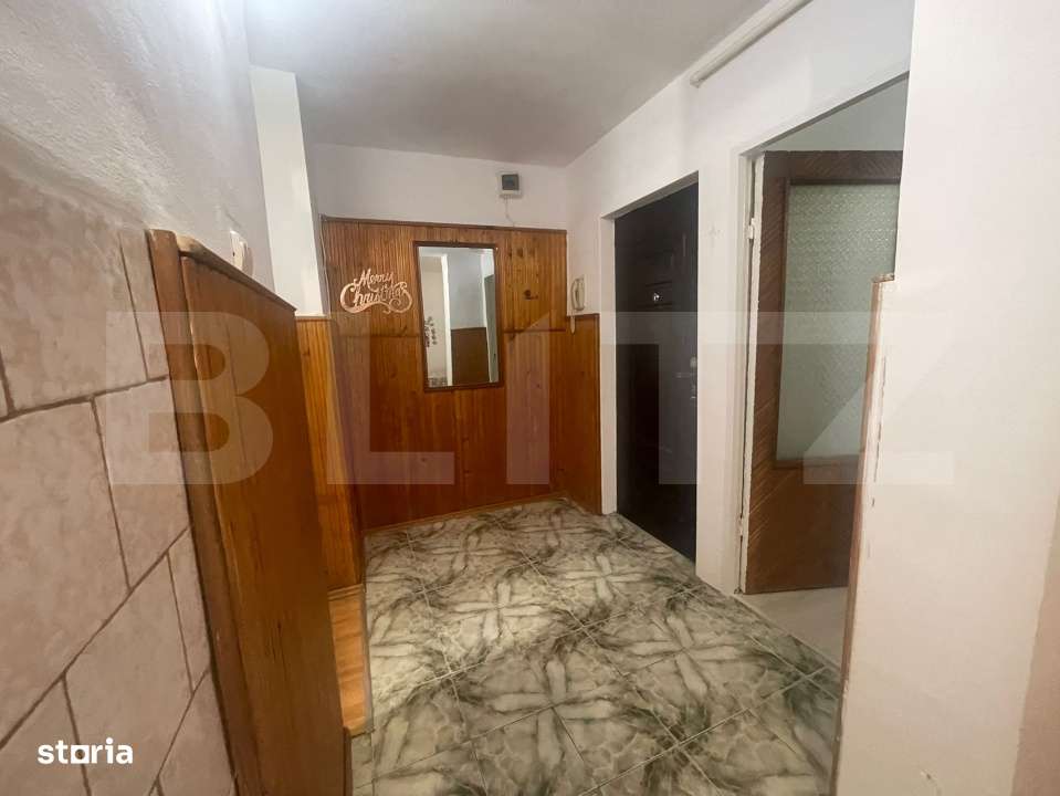 Apartament 3 camere, 70 mp si balcon inchis-14