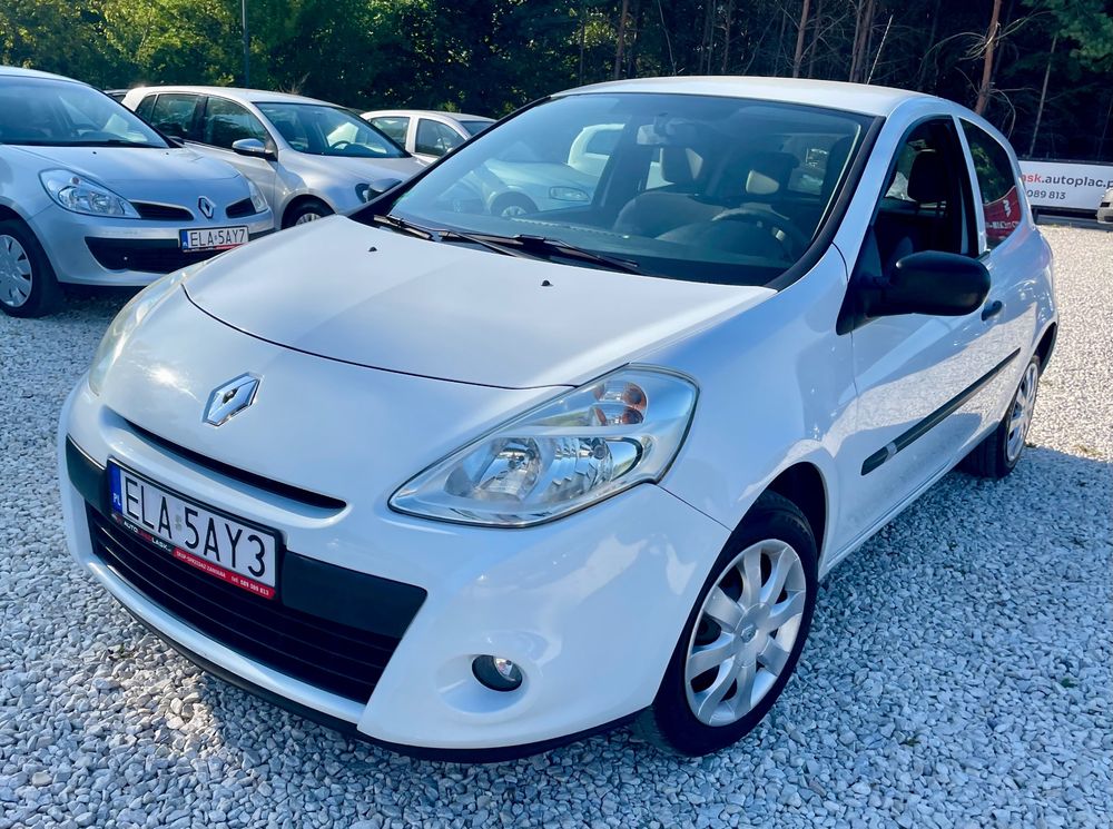 Renault Clio III (2005-2012) 1.2 16V Authentique 2010