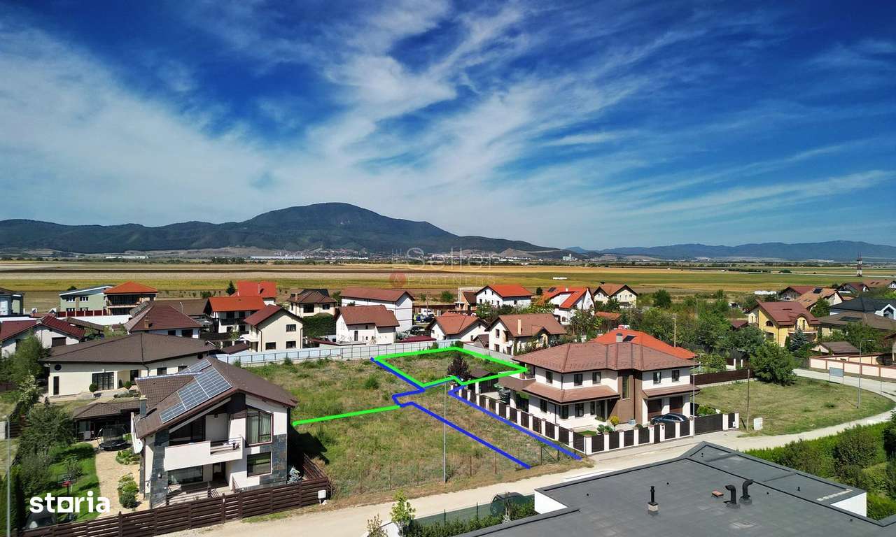 Teren intravilan - Imagine principală: 1/20