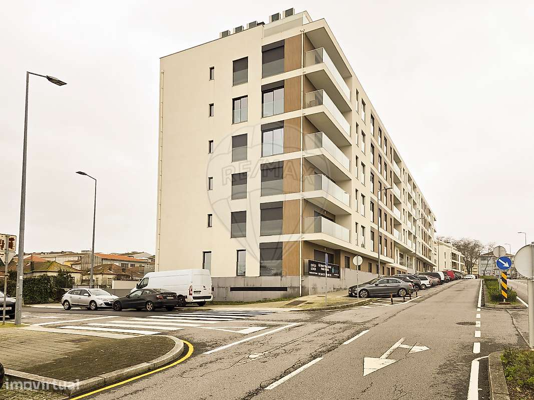 Apartamento T2 para arrendamento - Grande imagem: 3/43