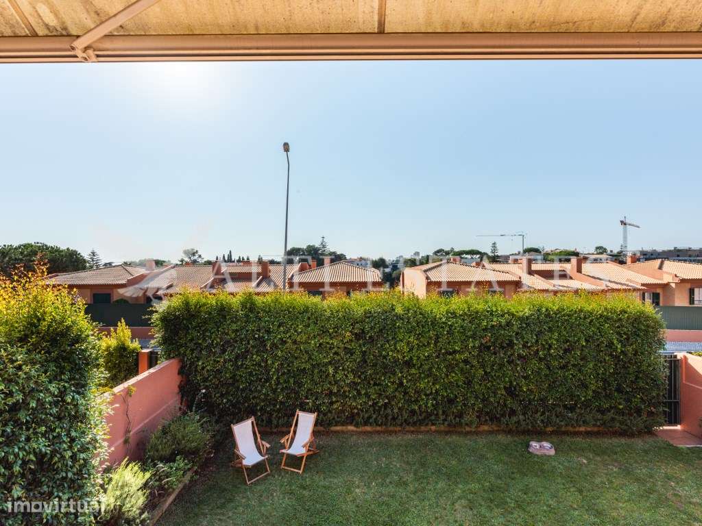 Apartamento T4 no prestigiado Monte Estoril.-41