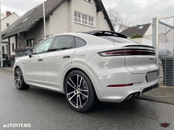 Porsche Cayenne Coupe S E-Hybrid Tiptronic S - 2