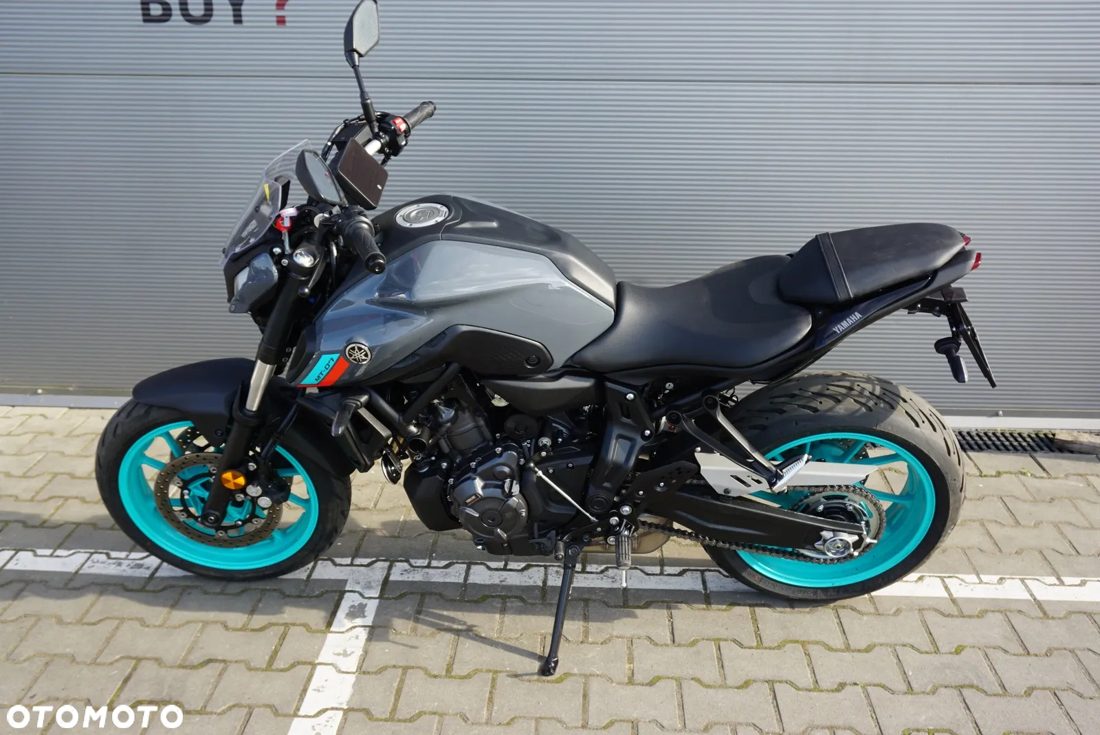 Yamaha MT - 16