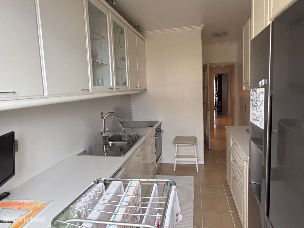 T2 Premium - Mobilado / Equipado - Condomínio Fechado - Francelos - Grande imagem: 5/32