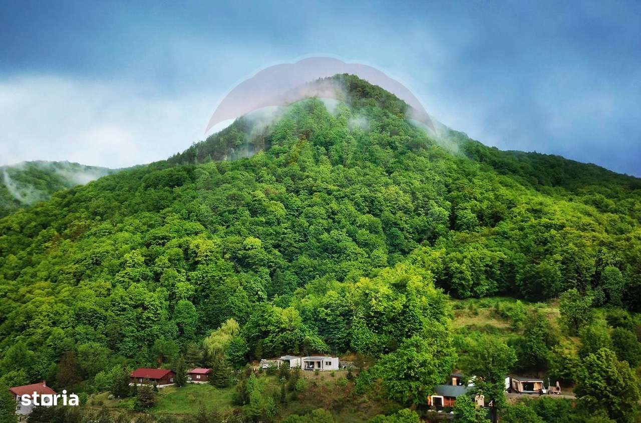 Complex turistic de vânzare în Slănic Moldova-11