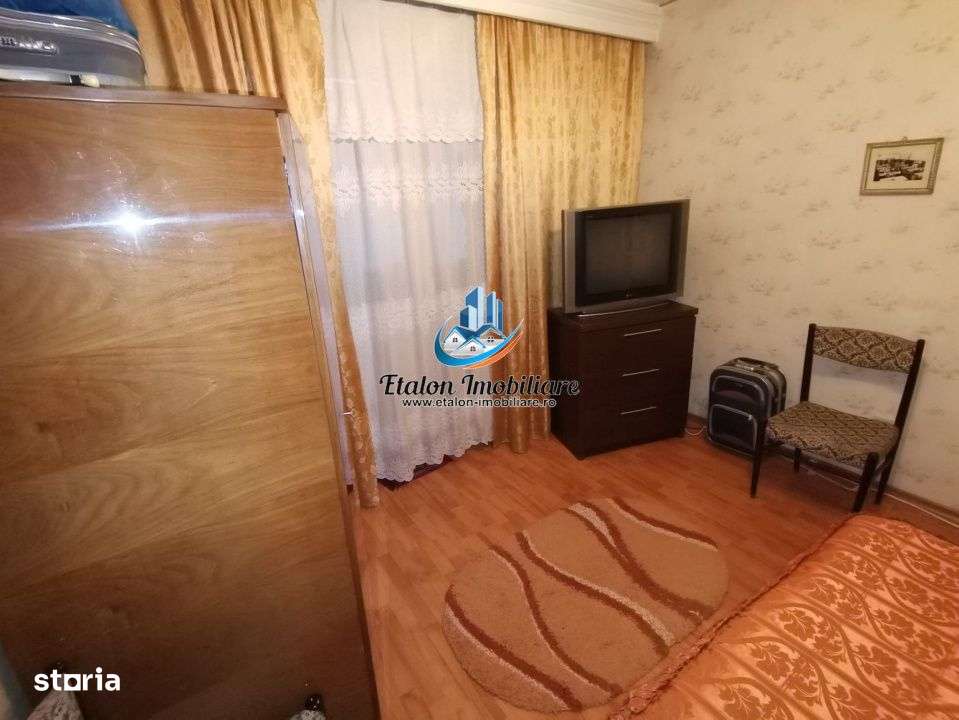 Apartament 2 camere semidecomandat, etaj 3 bloc cu lift, Darmanesti - Imagine principală: 4/5