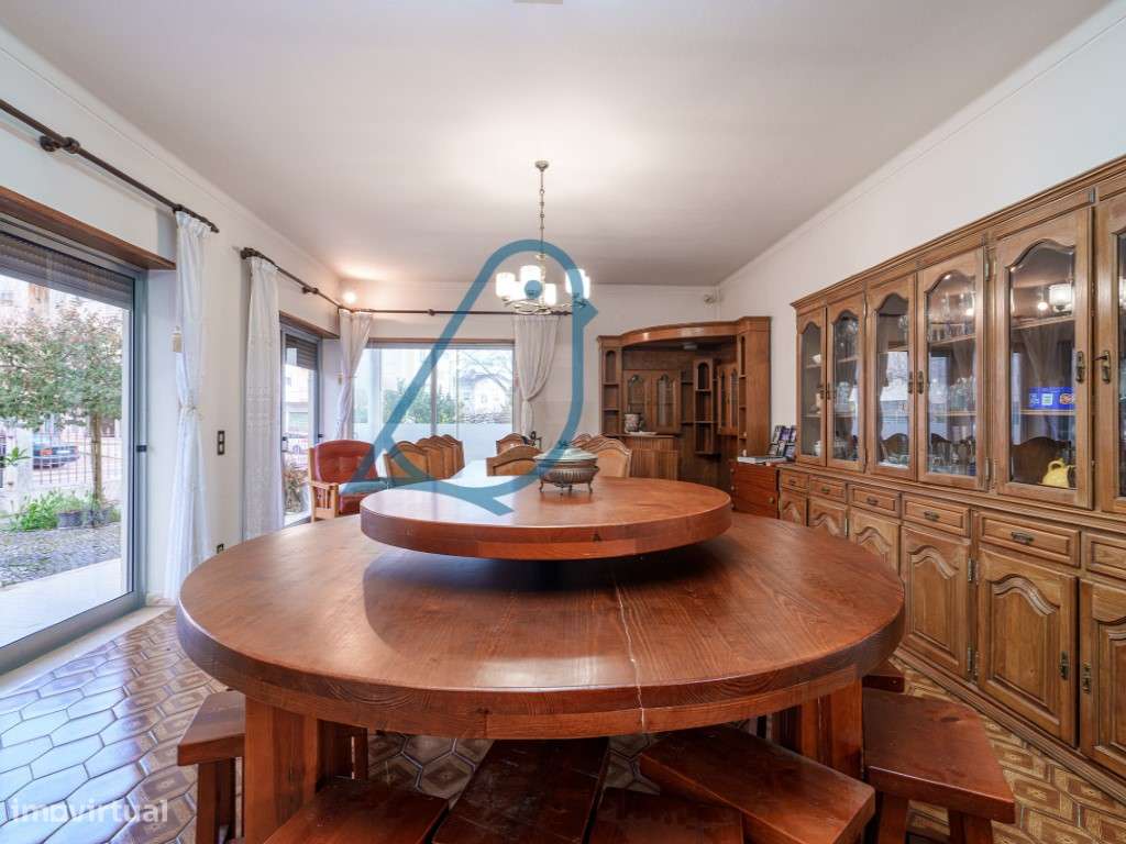 Moradia T5 / Excelente negócio / Fátima - Grande imagem: 5/44