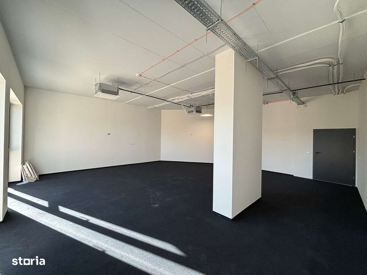 Spatiu comercial, in cladire noua - Imagine principală: 2/3