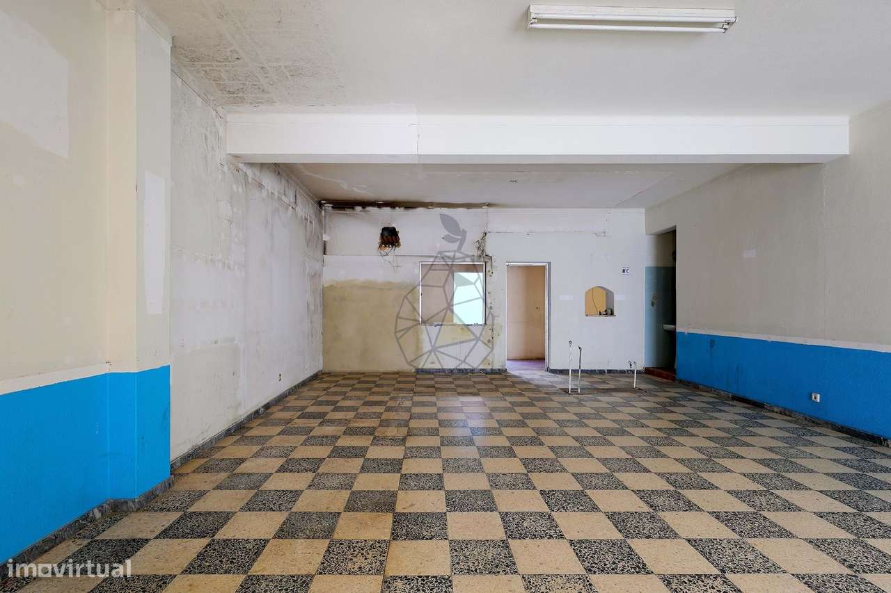Praia à Porta: Espaço Comercial com Potencial Residencial em Armação d - Grande imagem: 5/34