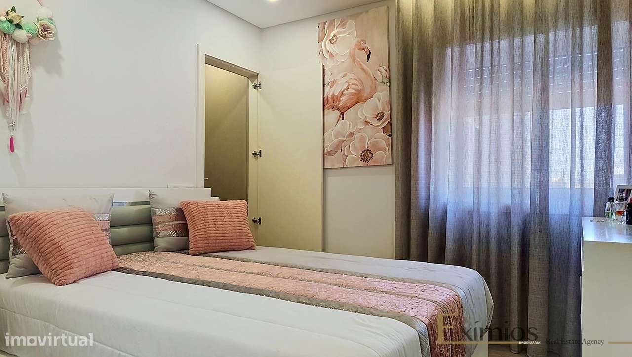 Apartamento T3 totalmente remodelado, no centro da Póvoa de Varzim-17