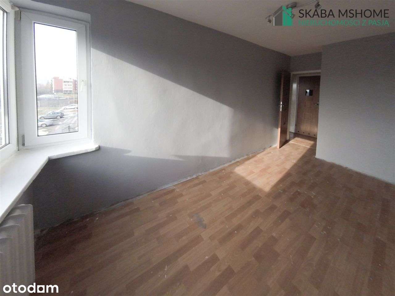 Na sprzedaż 3-pokojowe mieszkanie do remontu-10