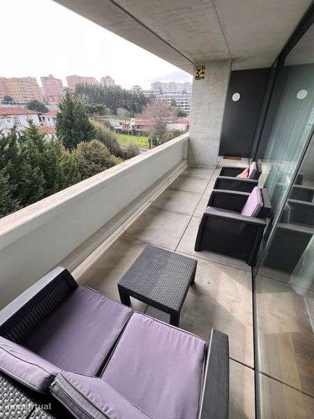 ARRENDO T4 LUXO ao Mcdonalds Mafamude_ excelentes acessos 3 pontes - Grande imagem: 5/12