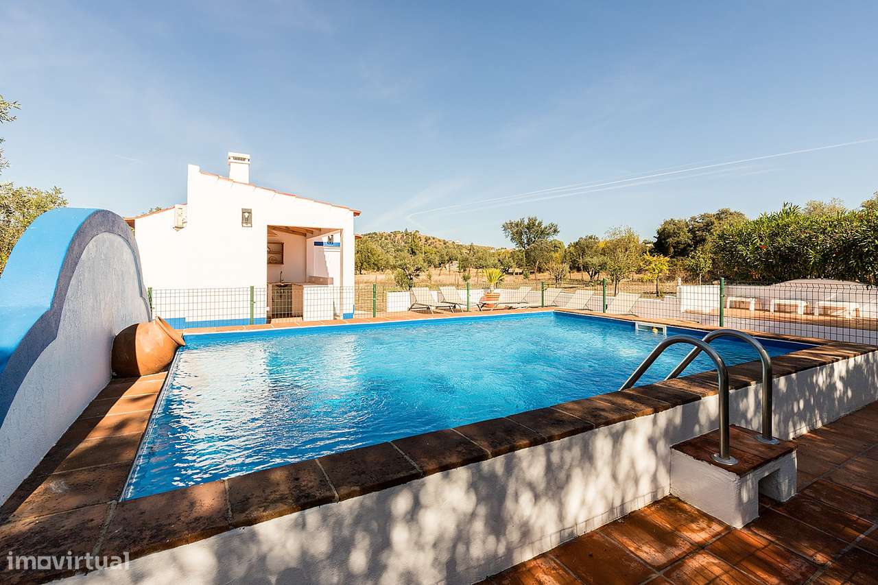 Quinta de charme T5 com piscina e 7 000 m² — vistas para o Castelo de-38