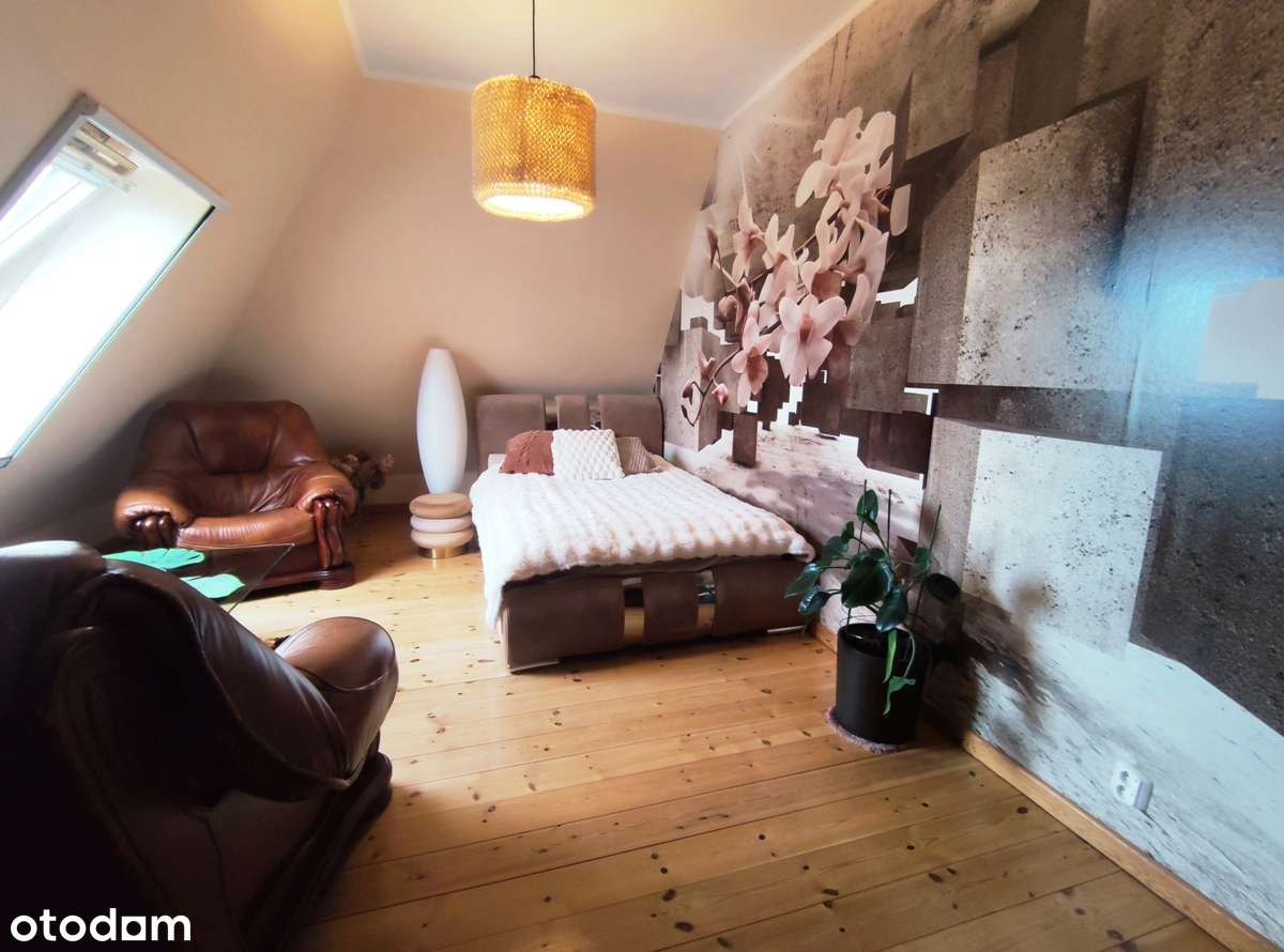 Oszczędny w eksploatacji dom, dwa garaże, duża zagospodarowana działka-17