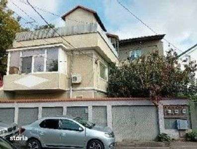 Casa si teren Cota parte 1/8, Bucuresti, ID: R2822095 - Imagine principală: 4/6