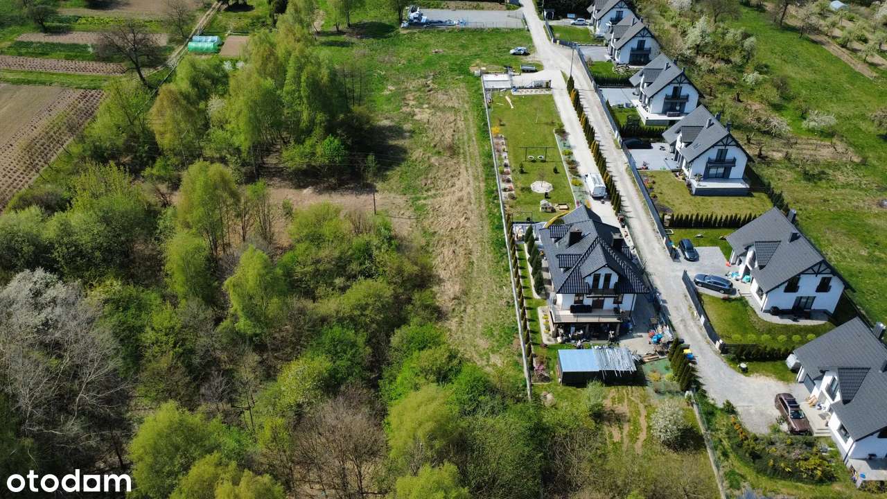 Działka budowlana 2115 m² w Michałowicach