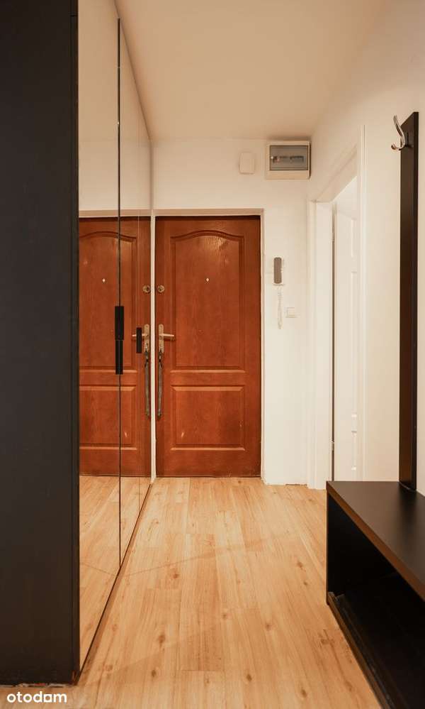 3 pokoje w sercu zielonej Różanki | film-19